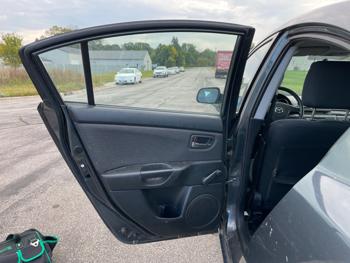 2009 mazda mazda3 i-sport-4-door with 120487 miles for sale near elk-river, minnesota b611a644f8314999bee98fc6c2a44095.jpeg