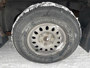 2001 chevrolet tahoe 4wd with 174356 miles for sale near fridley, minnesota b630e913ee614bef83debe83e62696c4.jpeg