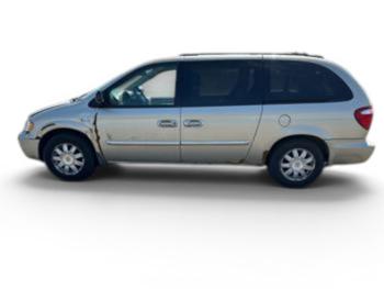 2005 chrysler town-&-country touring with 175445 miles for sale near elk-river, minnesota b6559c4ac24048ef94105fc7b55255f1.jpg