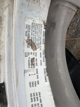 2006 gmc canyon sl-2wd with 160648 miles for sale near elk-river, minnesota b664d44e20a54eafb08f5dff969e6329.jpeg