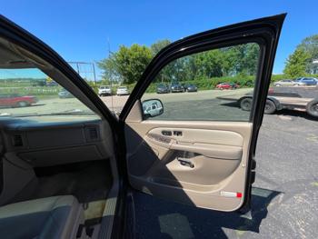 2006 gmc yukon-denali with 316678 miles for sale near shakopee, minnesota b6b9282aef054ab28531cfd1850d8988.jpeg