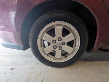 2005 toyota prius 4-door-liftback with 272841 miles for sale near elk-river, minnesota b8970c76cc0e43f8bf644b09c8ffbf46.jpg