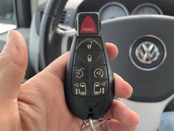 2010 volkswagen routan premium with 140982 miles for sale near elk-river, minnesota b8c40d5b829048eea0bf8017f3d55319.jpg
