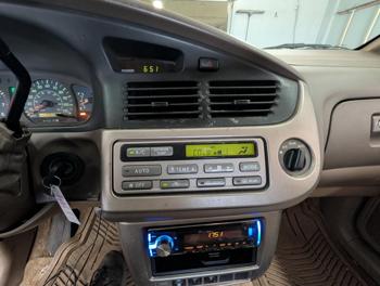 2001 toyota sienna le with 237546 miles for sale near elk-river, minnesota b8c7f9d31c544ffcaead0573bf27c77a.jpg