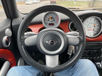 2005 mini cooper convertible with 113933 miles for sale near elk-river, minnesota b9ab0e80417244698893d472bc2b2531.jpeg