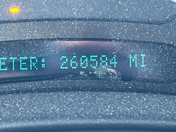 2006 gmc yukon-xl sl-1500-4wd with 260584 miles for sale near fridley, minnesota b9b76c9644384651a3fa1967a00cc5ca.jpeg