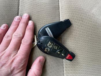 2014 dodge grand-caravan sxt with 279804 miles for sale near spring-lake-park, minnesota b9ec2cc93d794cbfbc785e50b536c71a.jpeg