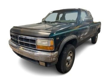 1994 dodge dakota club-cab-6.5-ft.-bed-4wd with 231220 miles for sale near elk-river, minnesota ba205c3c43e14554b131917d78639e99.jpg