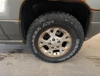2000 jeep grand-cherokee laredo-4wd with 165709 miles for sale near elk-river, minnesota ba347d9187f540cca0a5ba85f8138edb.jpg
