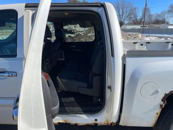 2011 chevrolet silverado-1500 ltz-crew-cab-4wd with 211676 miles for sale near fridley, minnesota bb7f4b617ba149c4b4eb0abc81c58421.jpeg