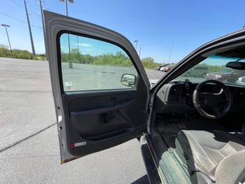 2004 chevrolet avalanche 1500-4wd with 252649 miles for sale near clearwater, minnesota bbe0312e49064777a66a34f8462f3ed2.jpeg