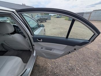 2008 hyundai sonata gls with 126168 miles for sale near elk-river, minnesota bd0817785b244bf69c468c6d723483a4.jpg