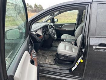 2015 toyota sienna limited-awd-7-passenger-v6 with 155568 miles for sale near elk-river, minnesota bdaeb90c85d344108d05d4802de9f2fe.jpeg