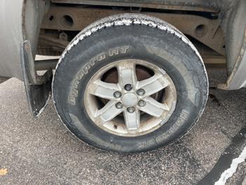 2007 gmc sierra-classic-1500 sle-2 with 165845 miles for sale near redwood-falls, minnesota bdc27e8c685747c6b60eef3433711c61.jpeg