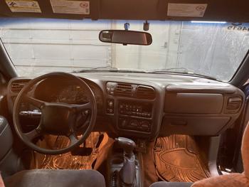 2002 chevrolet blazer 2-door-4wd-ls with 141544 miles for sale near elk-river, minnesota bdc33a94d05148d7a57f1b925f0221f2.jpeg