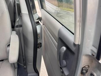 2012 kia sedona with 181342 miles for sale near elk-river, minnesota bdc40f9385eb43eb95a9ab47cbc284d8.jpg