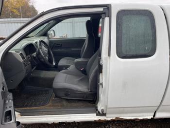 2006 chevrolet colorado ls-ext.-cab-4wd with 151746 miles for sale near elk-river, minnesota bdde8d74a2f24555b91a9da68aff6949.jpeg