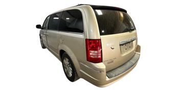 2010 chrysler town-&-country touring with 243937 miles for sale near elk-river, minnesota bed0552f19324716b23d7a4c3515dc4c.jpg