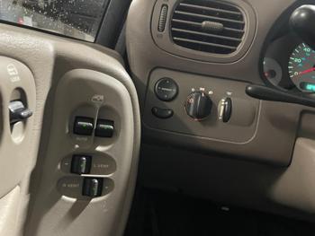 2002 chrysler town-and-country lx with 129653 miles for sale near elk-river, minnesota bee111520b84460f8814f1082cb19238.jpg