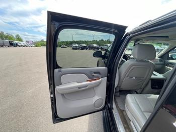 2008 gmc yukon-xl slt-2-1-2-ton-4wd with 199855 miles for sale near cohasset, minnesota bf08adf0732b41b99b184242b5f8da97.jpeg