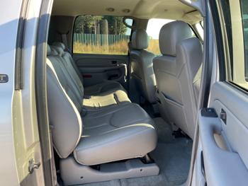 2004 chevrolet suburban 1500-4wd with 85701 miles for sale near elk-river, minnesota bf10c25e9e14451ead852650c2e452cd.jpeg