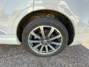 2017 audi q7 3.0-premium-plus-quattro with 116311 miles for sale near annandale, minnesota bf26759888d44264bdb2bfa8f412b7fb.jpeg