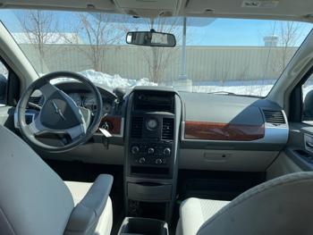 2008 chrysler town-&-country touring with 153950 miles for sale near lake-elmo, minnesota bf36f1406fcc48079d07cf913b01aa97.jpeg