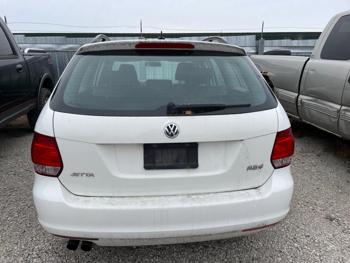 2010 volkswagen jetta-sportwagen s with 143859 miles for sale near elk-river, minnesota bf95da3ca21649548f223fcd6c11e35c.jpg