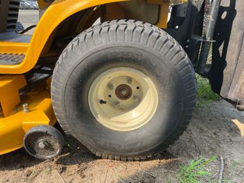 2005 lt1045 46-inch with-bagger-cub-cadet with 653 miles for sale near elk-river, minnesota bfaec2d77228443198aed317c383c607.jpeg