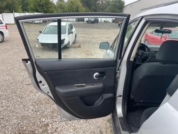2012 nissan versa 1.8-sl-hatchback for sale near elk-river, minnesota bfc5fa23a1504318aa474aca679bf56c.jpeg