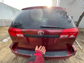 2004 toyota sienna ce with 205694 miles for sale near elk-river, minnesota bfd78a57b0394f6b921e4826ac759779.jpg