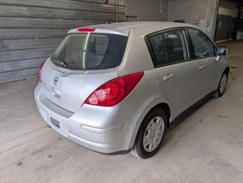 2011 nissan versa 1.8-sl-hatchback with 202864 miles for sale near elk-river, minnesota c014e98696614012833d2fc815529de6.jpg