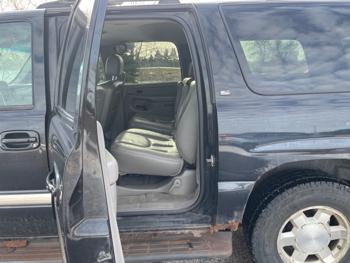 2004 gmc yukon-xl 1500-4wd with 247582 miles for sale near fridley, minnesota c0872c87916244f3babb17ae1793ba8d.jpeg