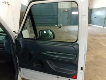 1993 ford f-150 s-reg.-cab-short-bed-2wd with 183885 miles for sale near elk-river, minnesota c0935883fd494b10a315b0962059d94d.jpg