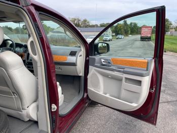 2008 chrysler town-&-country limited with 80731 miles for sale near elk-river, minnesota c0aba45d016745c788effe4ebf457237.jpeg