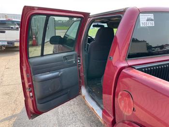 2003 chevrolet s10-pickup ls-crew-cab-4wd with 200963 miles for sale near elk-river, minnesota c0ece73c02324d18aa4433d040b3db90.jpeg
