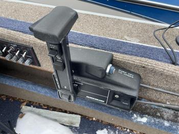 1987 -smoker-craft 16-ft for sale near elk-river, minnesota c15e03431ef54a198c25b75e922768a1.jpg