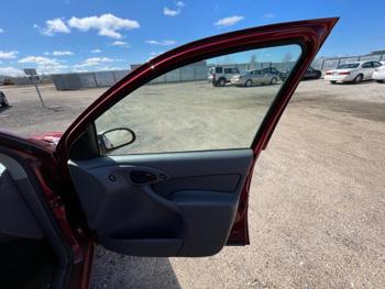 2004 ford focus se with 120483 miles for sale near elk-river, minnesota c1b725fb43284617bf3a7ab2c0c400b9.jpeg