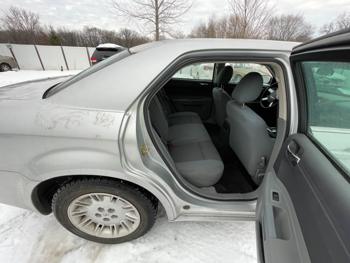 2005 chrysler 300 base with 181192 miles for sale near elk-river, minnesota c1b82f67e2e14e04953c8dd126a62672.jpeg