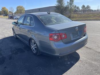 2006 volkswagen jetta sel with 195690 miles for sale near elk-river, minnesota c1bd4b7bc8f049d78b42b79b3c519c41.jpg