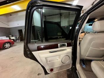 2003 lincoln navigator luxury-4wd with 90707 miles for sale near elk-river, minnesota c227c3e872e24c5ab7f40f45b9bc7053.jpeg