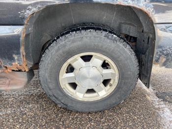 2004 gmc yukon-xl 1500-4wd with 247582 miles for sale near fridley, minnesota c2a233a26ccb4680aef3c9a00f908f31.jpeg