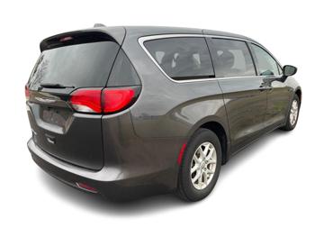 2017 chrysler pacifica touring with 257812 miles for sale near rochester, minnesota c3281d26882942faa01d03bbb53bfdea.jpg