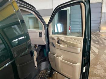 2003 chevrolet express 2500 with 401128 miles for sale near elk-river, minnesota c3ca08855bac450683e6b28dd5852d0a.jpg