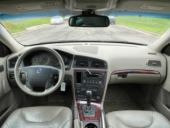 2006 volvo xc70 cross-country with 177343 miles for sale near elk-river, minnesota c414df4b0cc94782aa8455984792459e.jpeg