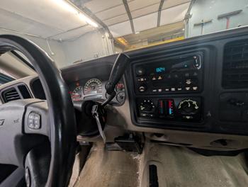 2004 chevrolet silverado-1500 work-truck-ext.-cab-short-bed-4wd with 322888 miles for sale near elk-river, minnesota c42b4c5def5a4119b5be9e178cdcf7ba.jpg