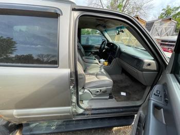 2003 chevrolet tahoe 4wd with 269204 miles for sale near elk-river, minnesota c452037121104782bb7c04581d5cd23f.jpeg