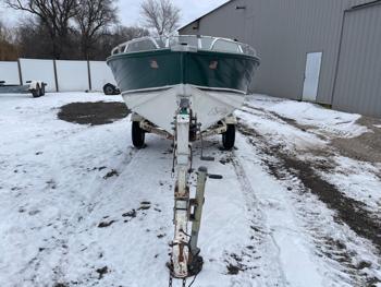 1977 crestliner 16-ft for sale near elk-river, minnesota c45dd8707eb74756b1d88cd67d879cd7.jpg