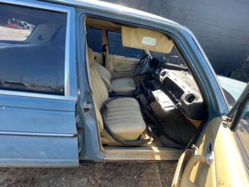 1980 mercedes-benz w123 for sale near columbus, minnesota c4711a1379ee4a69bd481bc9c3e11202.jpeg