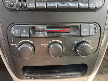 2007 dodge grand-caravan sxt with 193602 miles for sale near elk-river, minnesota c49e25d0dd8e4032901c8424dd6d03c0.jpeg